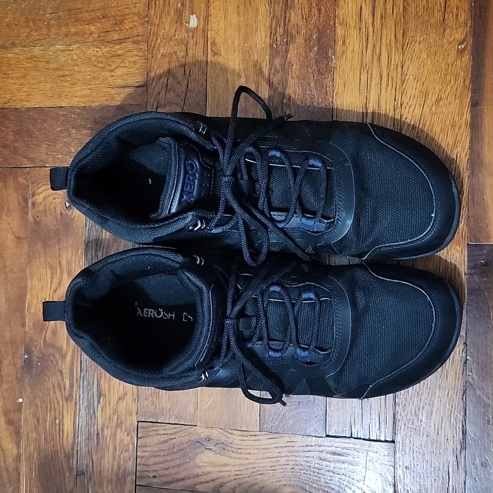 XeroShoes Men's Size 13 Black hiking sneaker boots